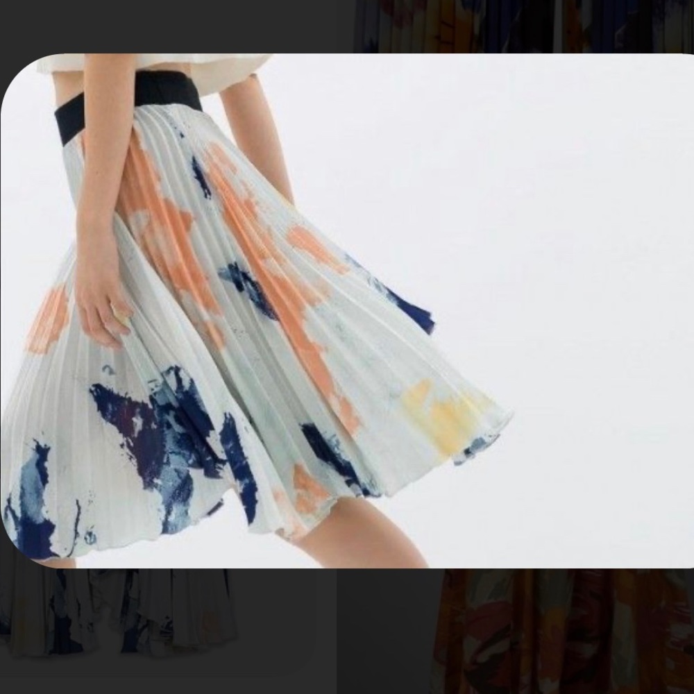 ✨🆕✨Zara Asymmetrical Skirt